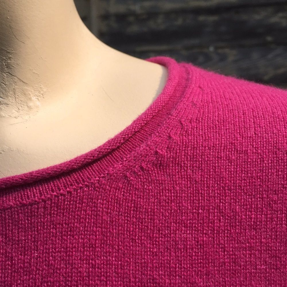 Cashmere Cache Sweater Raspberry Size L - image 2